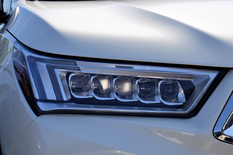 concession-PONTEVES-min_acura-headlamp-2834131